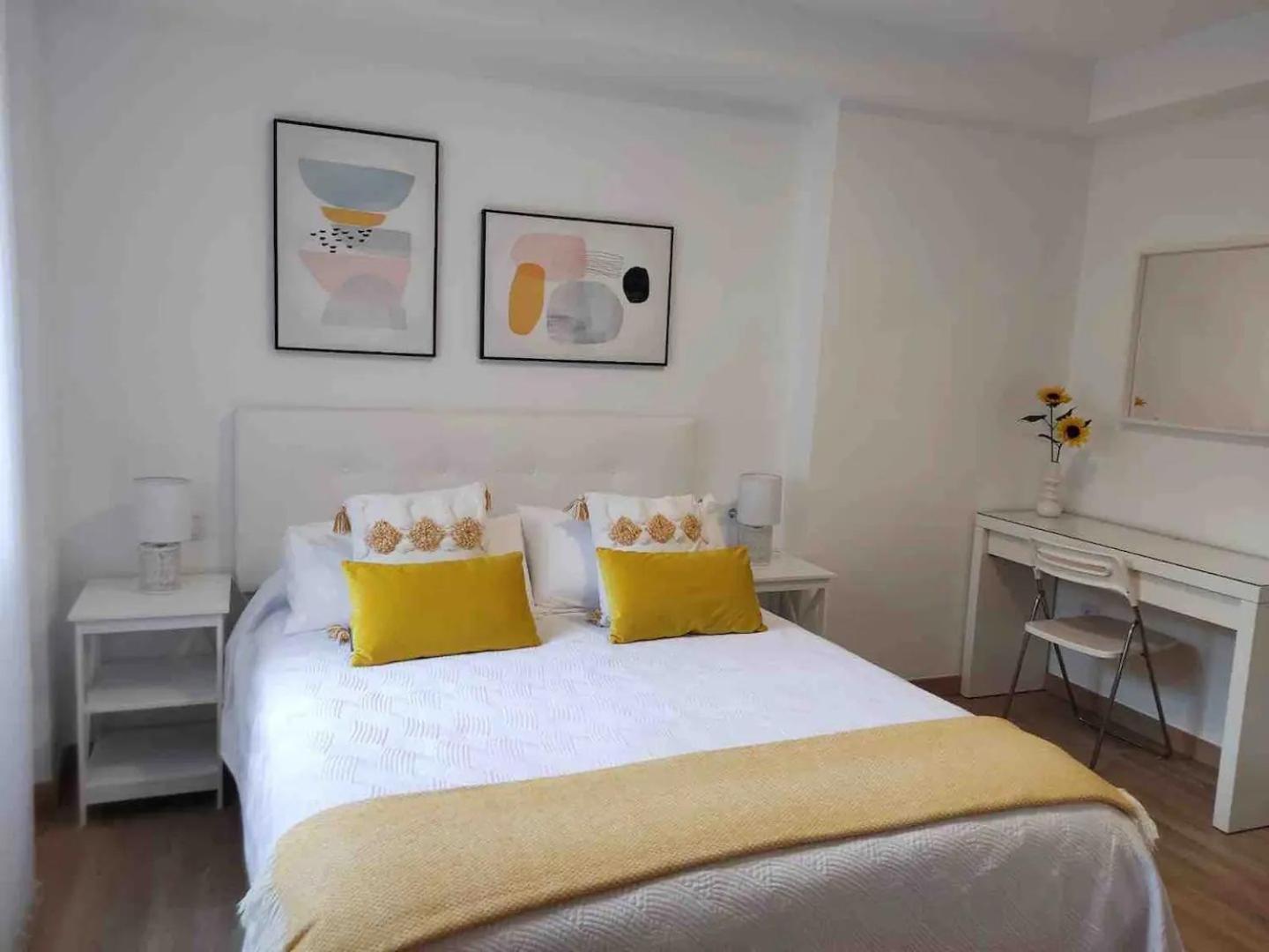 Apartamento Centrico En 格罗韦 外观 照片