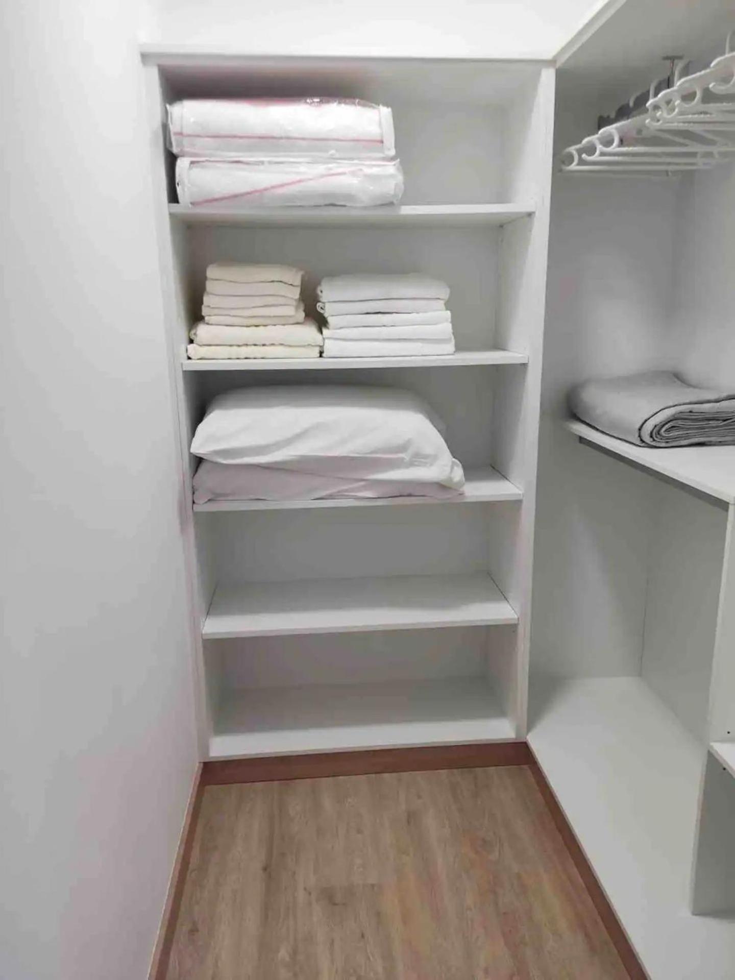 Apartamento Centrico En 格罗韦 外观 照片